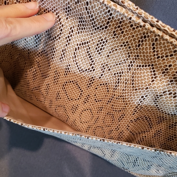 New!! Crossbody snakeskin bag - Picture 4 of 8